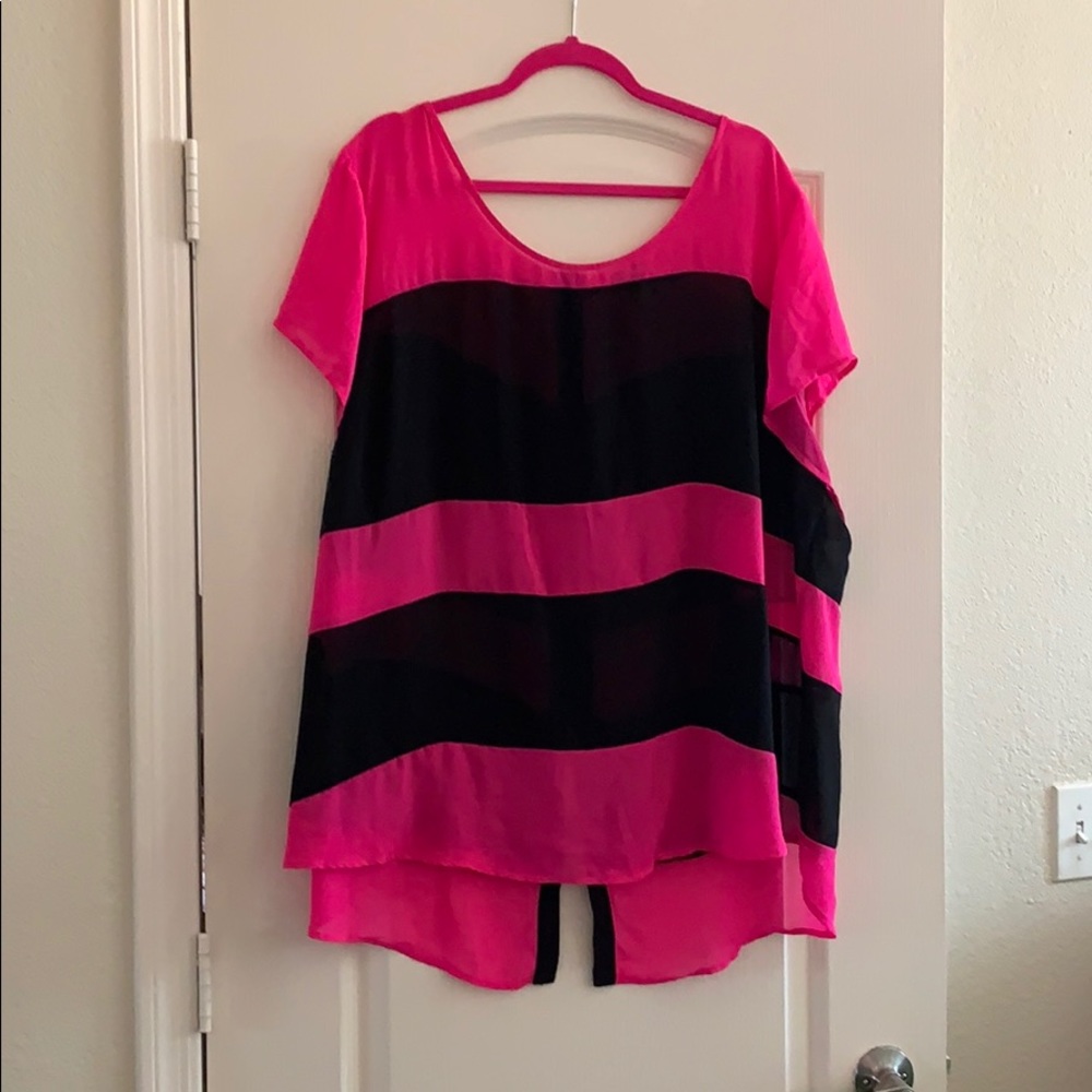 Cute black and pink top from torrid